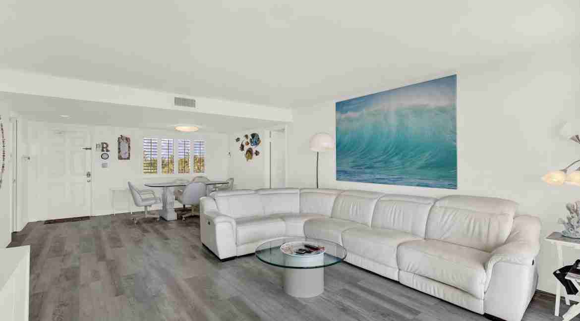 011 - Living Area 3