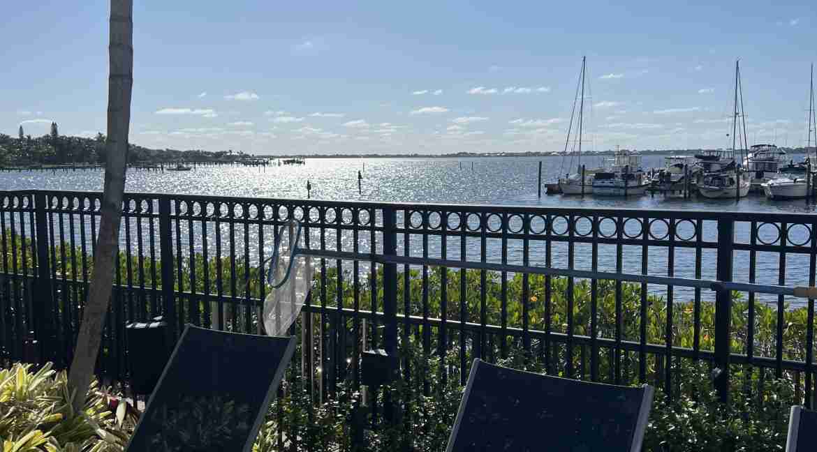 Harborage Condo & Yacht Club *203 Beach Front Mann Realty