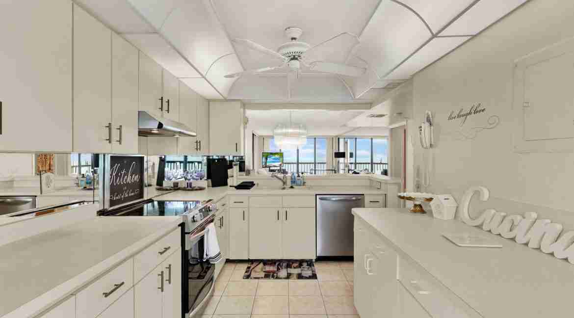801_Island_Crest-12