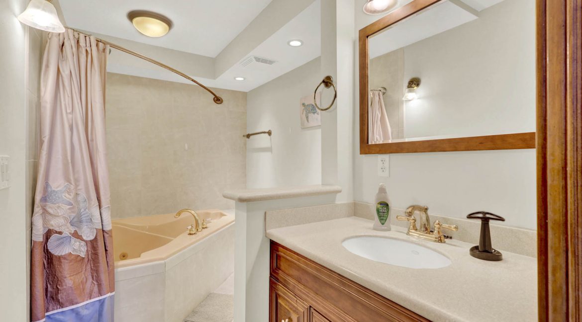 101_Ocean_Towers_B-63