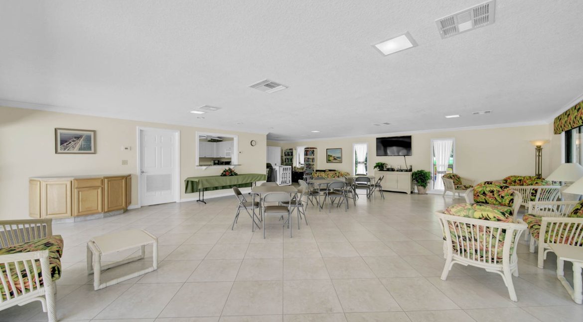 036 - Riverside Social Room 2 - Ocean View