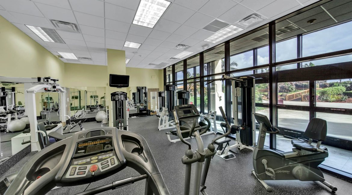 045 - Fitness Room 2 - Island Club