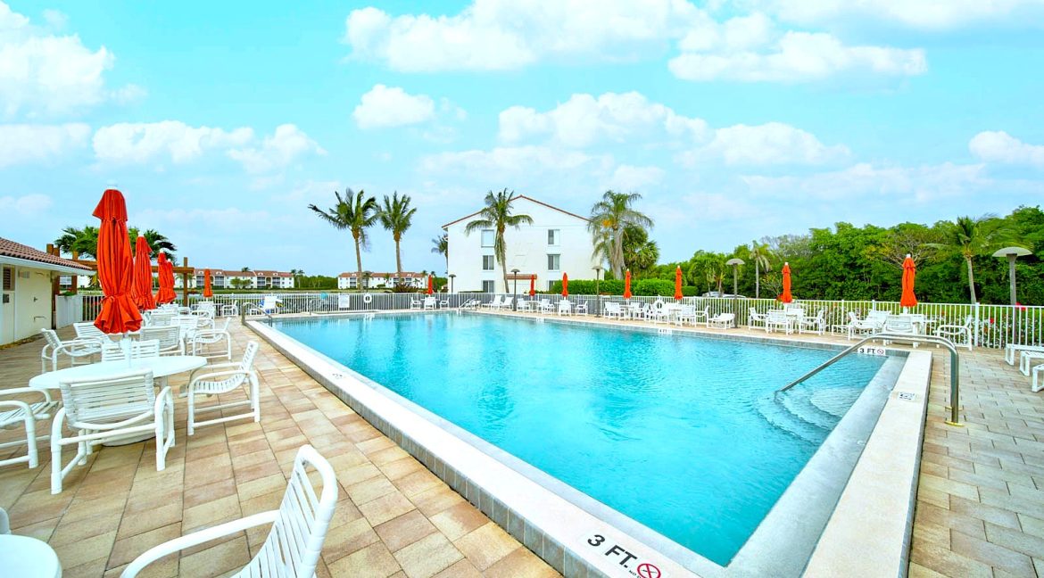 100C3_Jensen_Beach_Club-22