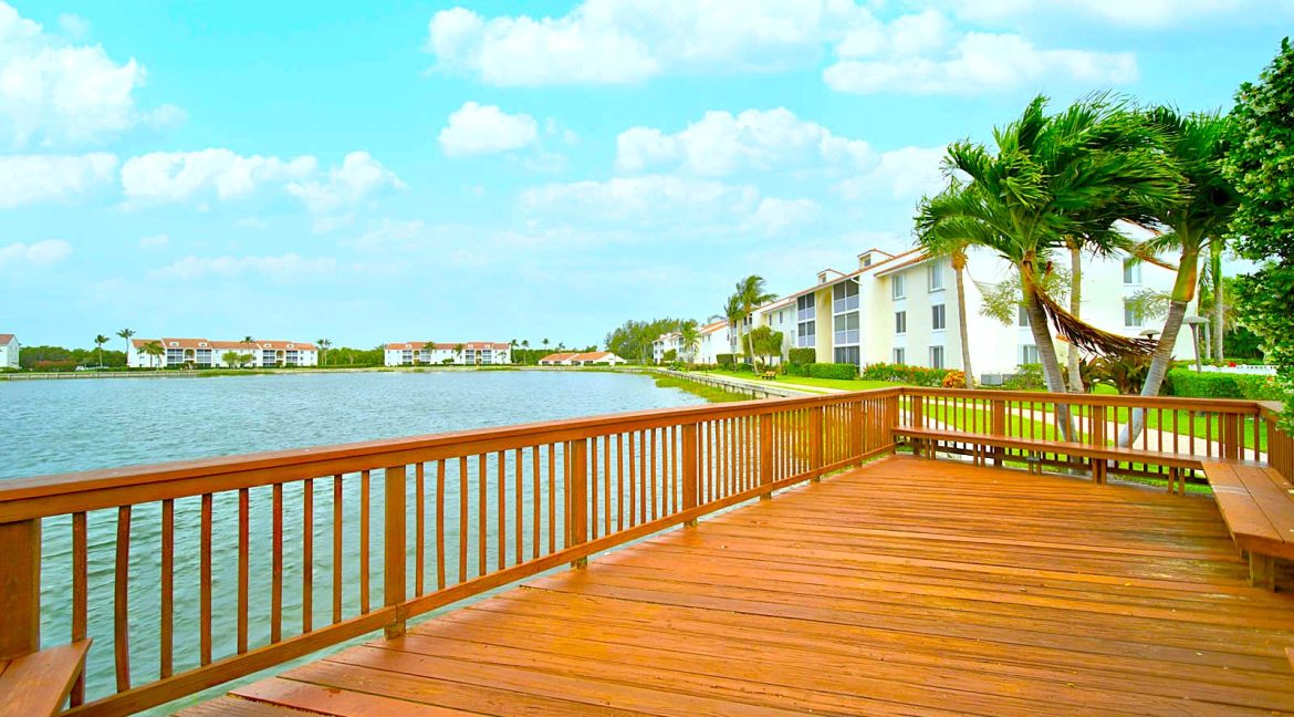 100C3_Jensen_Beach_Club-24