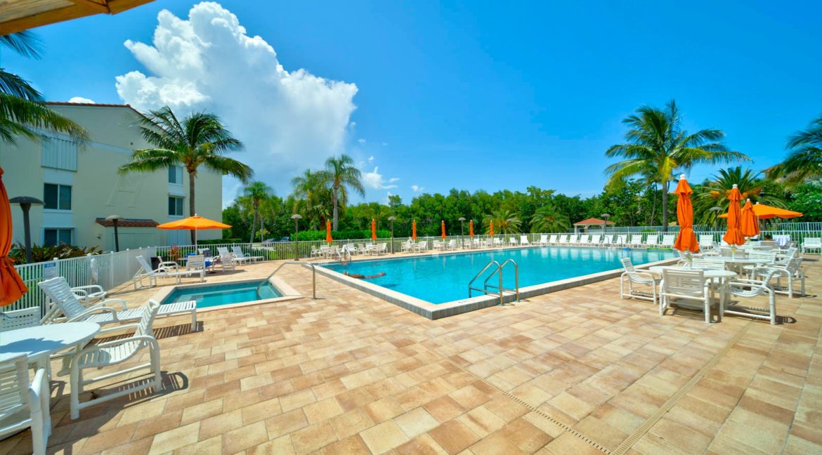 100C3_Jensen_Beach_Club-33