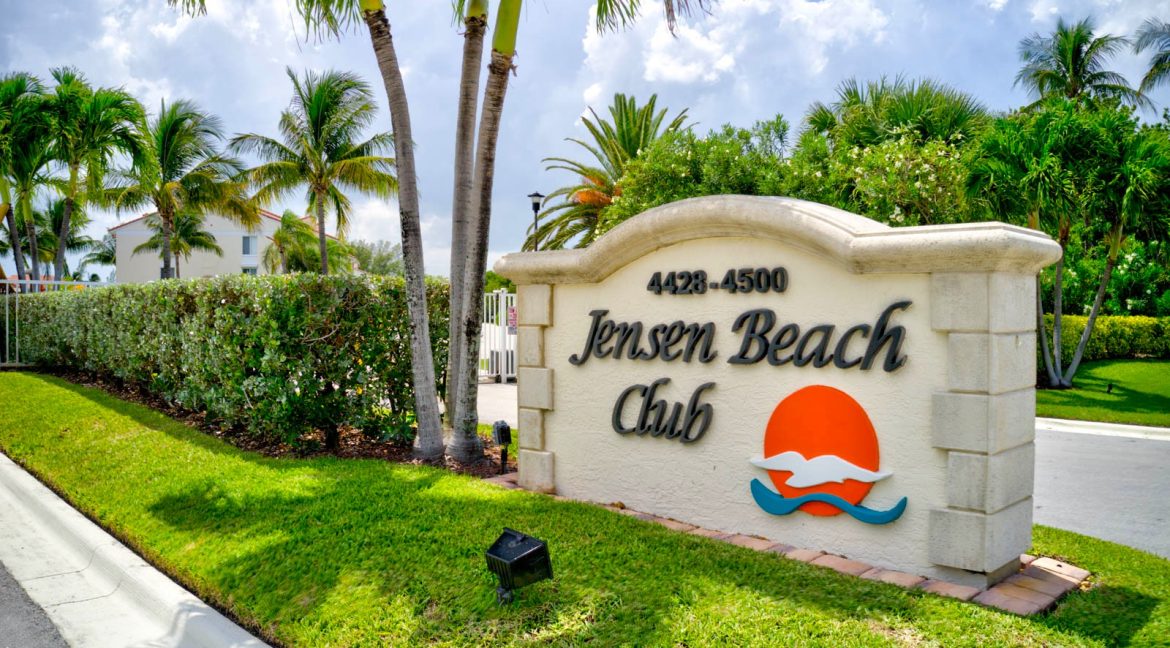 100C3_Jensen_Beach_Club-35